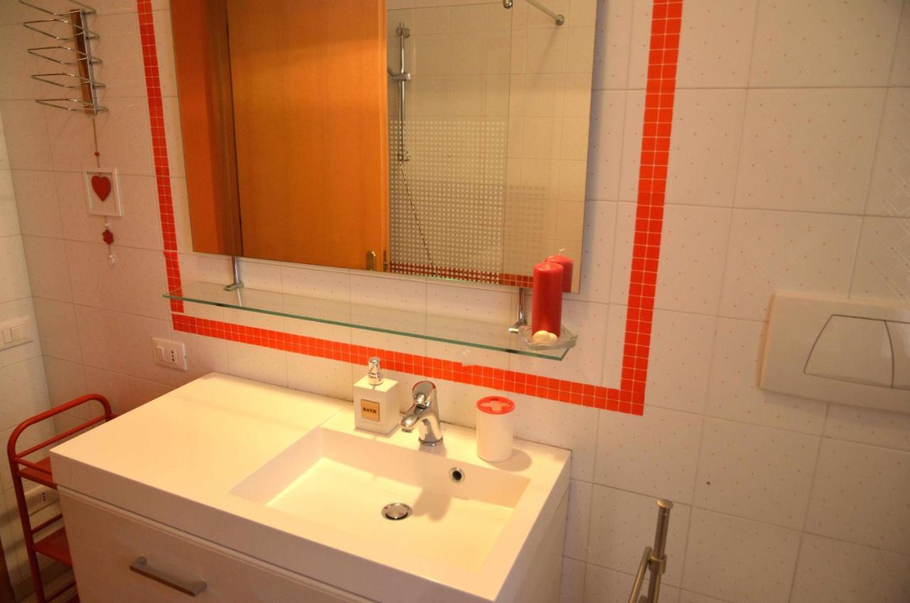 Montello Apartment โนอาเล ภายนอก รูปภาพ